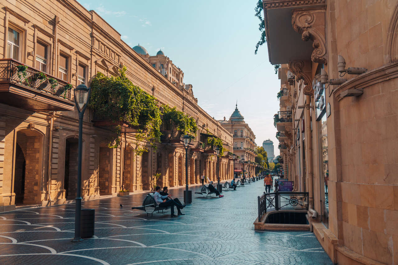 azerbaijan-baku-travel-photo-20191119113629889-main-image